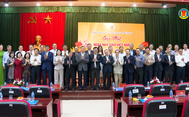 Trường Đào tạo và Bồi dưỡng Nghiệp vụ kiểm toán tổ chức gặp mặt nhân Ngày Nhà giáo Việt Nam 