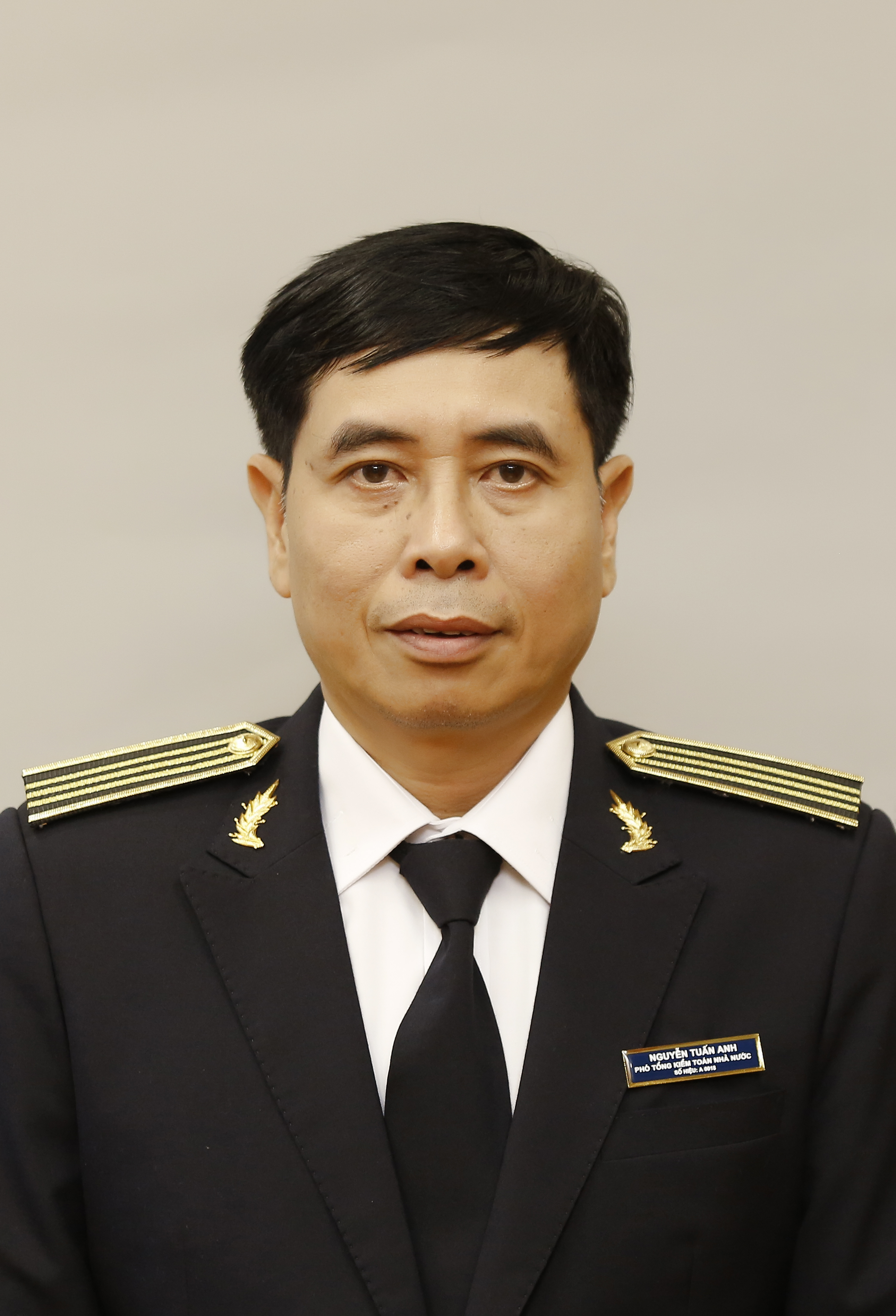 ÔNG NGUYỄN TUẤN ANH