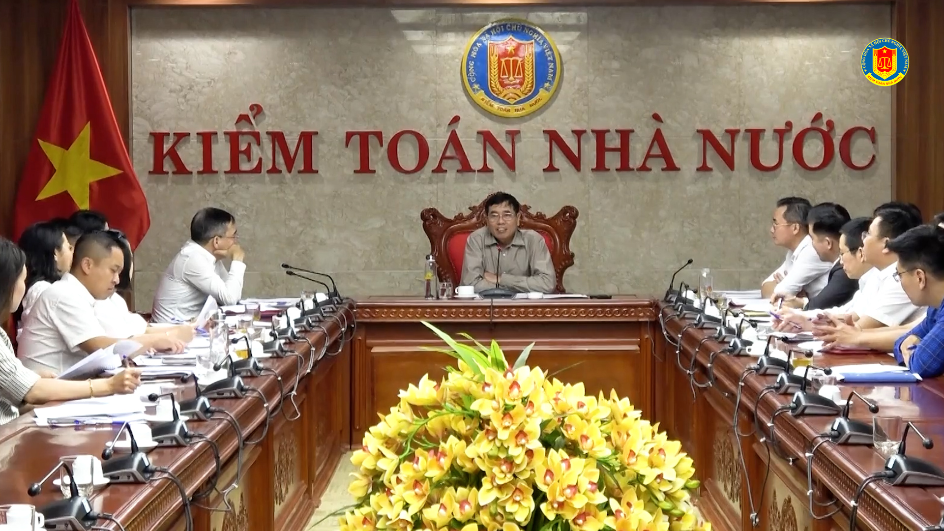 Hoàn thiện Kế hoạch Tuyên truyền và Tổ chức phục vụ Đại hội Đảng các cấp