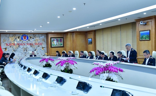 Ban hành Chương trình hành động thực hiện Nghị quyết Đại hội đại biểu toàn quốc lần thứ XIV của Đảng và Nghị quyết Đại hội đại biểu Đảng bộ Quốc hội lần thứ I