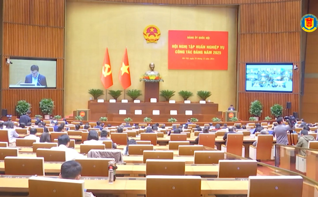 Đảng ủy Quốc hội tăng cường bồi dưỡng nghiệp vụ công tác Đảng năm 2025