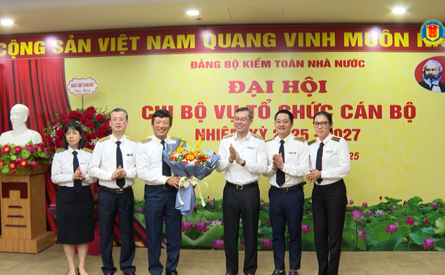 Đại hội Chi bộ Vụ Tổ chức cán bộ nhiệm kỳ 2025-2030