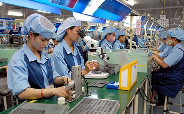 Ngân sách Nhà nước sẽ giảm thu gần 20 nghìn tỷ đồng để miễn, giảm thuế thu nhập doanh nghiệp và thu nhập cá nhân cho doanh nghiệp và người dân chịu tác động của dịch Covid-19