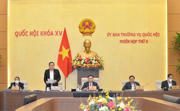 Ủy ban Thường vụ Quốc hội xem xét cho phép thực hiện một số chính sách đặc thù trong phòng chống dịch