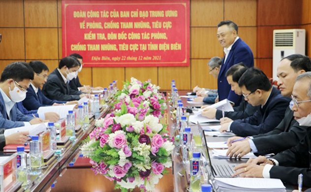 Uỷ viên BCHTW Đảng, Tổng Kiểm toán nhà nước Trần Sỹ Thanh cùng Đoàn công tác Ban Chỉ đạo Trung ương về phòng, chống tham nhũng, tiêu cực làm việc với tỉnh Điện Biên