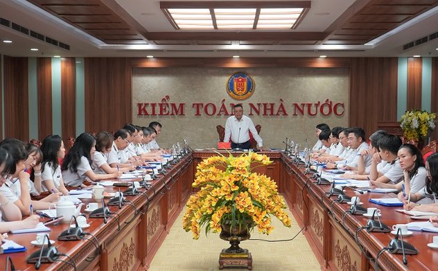 Ủy viên BCH Trung ương Đảng ,Tổng Kiểm toán nhà nước Trần Sỹ Thanh làm việc với Vụ Hợp tác quốc tế