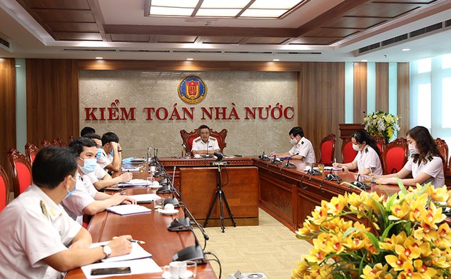 Ủy viên BCH Trung ương Đảng, Tổng Kiểm toán nhà nước Trần Sỹ Thanh làm việc với Báo Kiểm toán