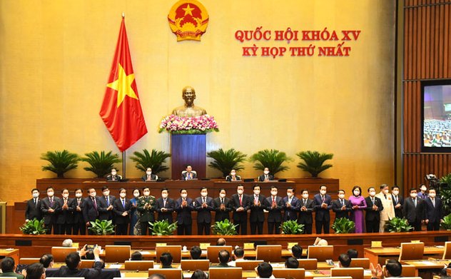 Quốc hội thông qua Nghị quyết về cơ cấu, số lượng thành viên Chính phủ; phê chuẩn việc bổ nhiệm Phó Thủ tướng, Bộ trưởng và các thành viên của Chính phủ