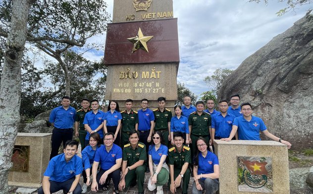 Đoàn Thanh niên Kiểm toán nhà nước tổ chức Chương trình Vì biển đảo quê hương năm 2022