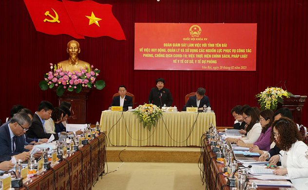 Phó Tổng Kiểm toán nhà nước Doãn Anh Thơ tham gia Đoàn giám sát của Quốc hội làm việc với tỉnh Yên Bái