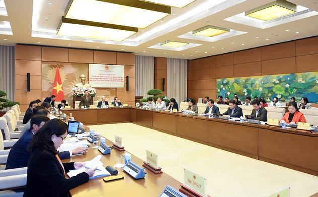 Phó Tổng Kiểm toán nhà nước Doãn Anh Thơ tham gia buổi làm việc của Đoàn giám sát chuyên đề “Việc huy động, quản lý và sử dụng các nguồn lực phục vụ công tác phòng, chống dịch Covid-19; việc thực hiện chính sách pháp luật về y tế cơ sở, y tế dự phòng”