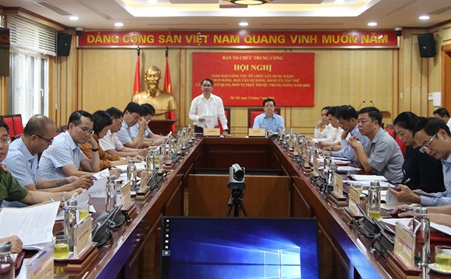 Giao ban công tác tổ chức xây dựng Đảng các ban đảng, ban cán sự đảng, đảng ủy, tập thể lãnh đạo cơ quan trực thuộc Trung ương  