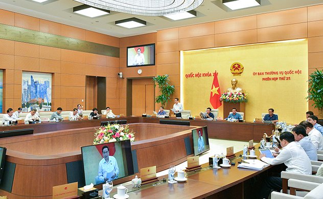 Ủy ban Thường vụ Quốc hội cho ý kiến về dự thảo Kế hoạch giám sát và đề cương báo cáo về quản lý thị trường bất động sản và phát triển nhà ở xã hội từ năm 2015 đến hết năm 2023  