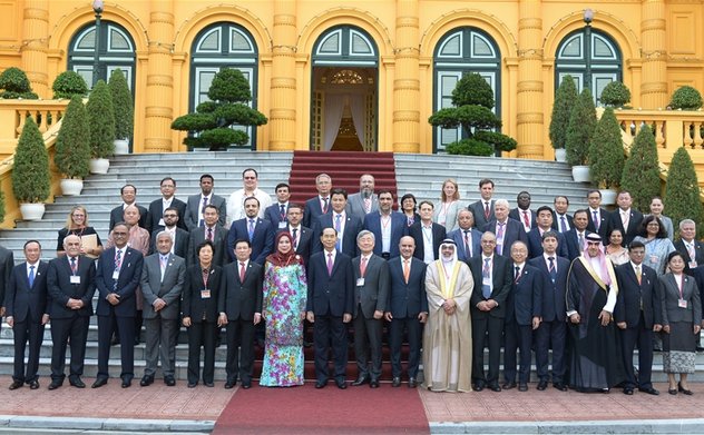 Trưởng đoàn các SAI tham dự Đại hội ASOSAI 14 chào xã giao Chủ tịch nước Cộng hòa xã hội chủ nghĩa Việt Nam Trần Đại Quang