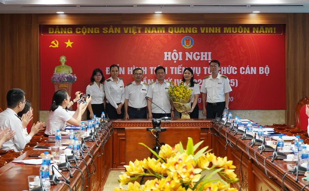 Vụ Tổ chức - Cán bộ tổ chức Hội nghị điển hình tiên tiến lần thứ IV