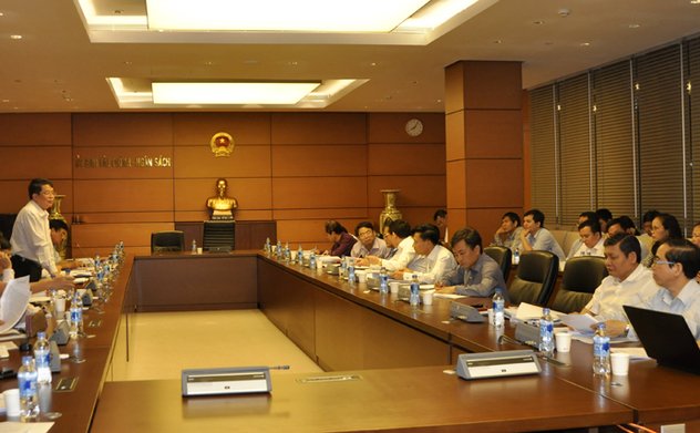 Ủy ban Tài chính – Ngân sách tham vấn ý kiến về thẩm tra quyết toán NSNN năm 2016 và kết quả thực hành tiết kiệm, chống lãng phí năm 2017
