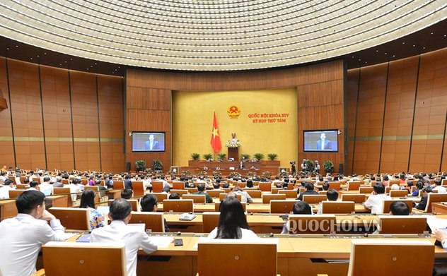 Kỳ họp thứ 8, Quốc hội khóa XIV: Bộ trưởng Bộ Công thương Trần Tuấn Anh và Bộ trưởng Bộ Nội vụ Lê Vĩnh Tân trả lời chất vấn trước Quốc hội
