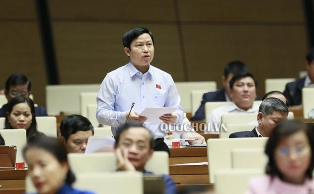 Quốc hội thảo luận ở hội trường về dự án Luật sửa đổi, bổ sung một số điều của Luật Xây dựng