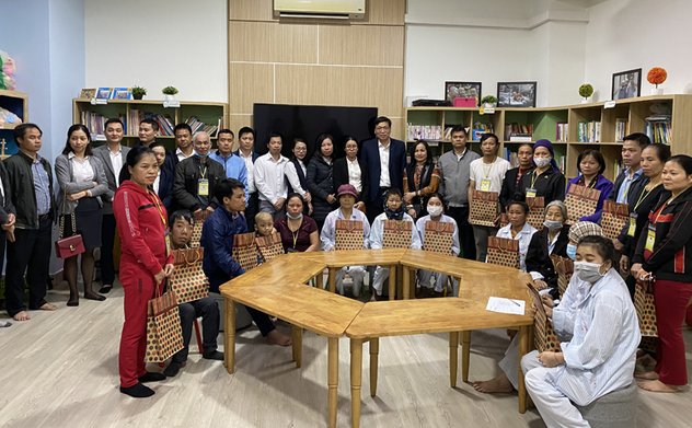 Công đoàn KTNN chuyên ngành IV chung tay giúp đỡ bệnh nhân nghèo Viện Huyết học và Truyền máu Trung ương.
