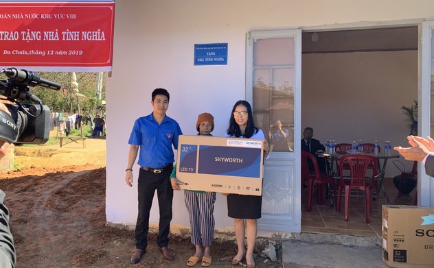 KTNN khu vực VIII trao nhà tình nghĩa cho gia đình chính sách tại huyện Lạc Dương, tỉnh Lâm Đồng