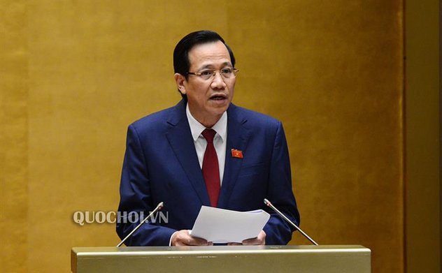 Chính phủ trình bày Tờ trình về dự án Bộ luật Lao động (sửa đổi), đề xuất tăng tuổi nghỉ hưu nam lên 62 tuổi, nữ 60 tuổi