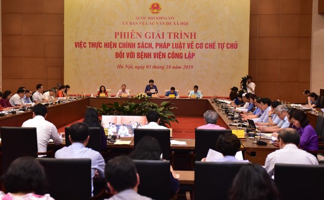 Thực hiện tự chủ thực chất trong các bệnh viện công lập