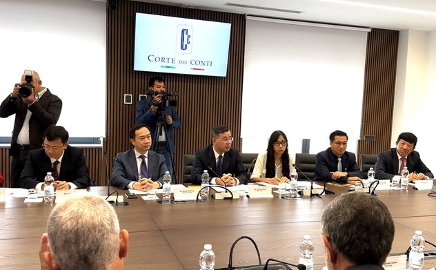 Tổng Kiểm toán nhà nước Ngô Văn Tuấn làm việc với Chủ tịch Tòa Thẩm kế Italia