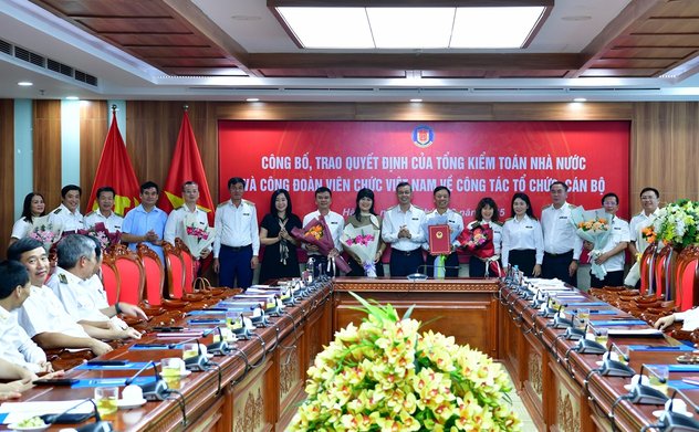 Hội nghị công bố, trao Quyết định của Tổng Kiểm toán nhà nước và Công đoàn Viên chức Việt Nam về công tác tổ chức cán bộ