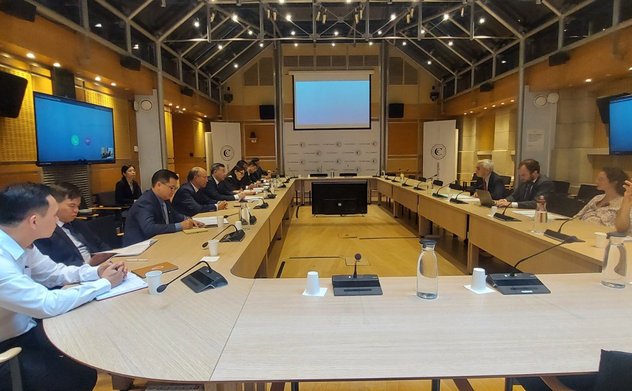 Chủ tịch danh dự Toà Thẩm kế Pháp tiếp xã giao Tổng Kiểm toán nhà nước Ngô Văn Tuấn