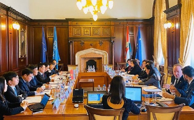 Kiểm toán nhà nước Việt Nam làm việc song phương với Kiểm toán nhà nước Hungary