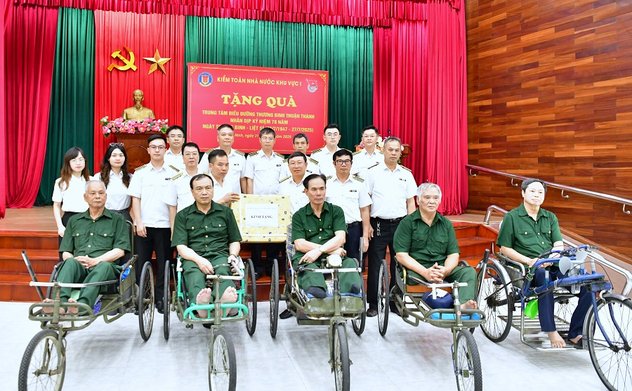Kiểm toán nhà nước khu vực I thăm hỏi, tri ân các thương binh, bệnh binh tại Trung tâm Điều dưỡng thương binh Thuận Thành