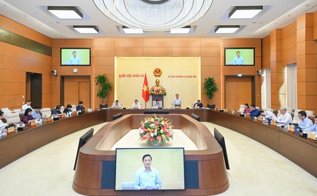 Phiện họp chuyên đề pháp luật của Ủy ban Thường vụ Quốc hội: Giám sát tại những điểm nóng về Covid-19, nơi có vấn đề nổi cộm về y tế cơ sở