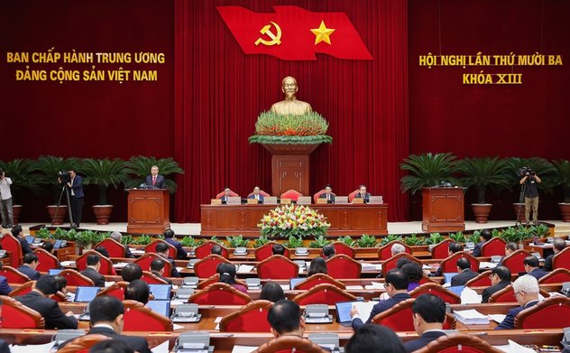 Thông cáo báo chí ngày làm việc thứ nhất Hội nghị Trung ương 13, khoá XIII