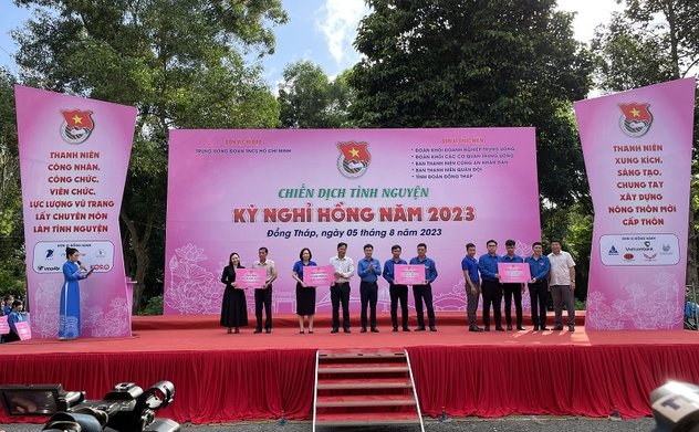 Chi đoàn Thanh niên Kiểm toán nhà nước khu vực IX hưởng ứng Chiến dịch tình nguyện Kỳ nghỉ hồng năm 2023 với mô hình Vườn cây sinh kế