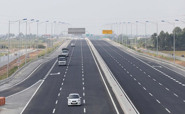 Đẩy mạnh tiến độ, giải ngân vốn đầu tư công các công trình, dự án trọng điểm