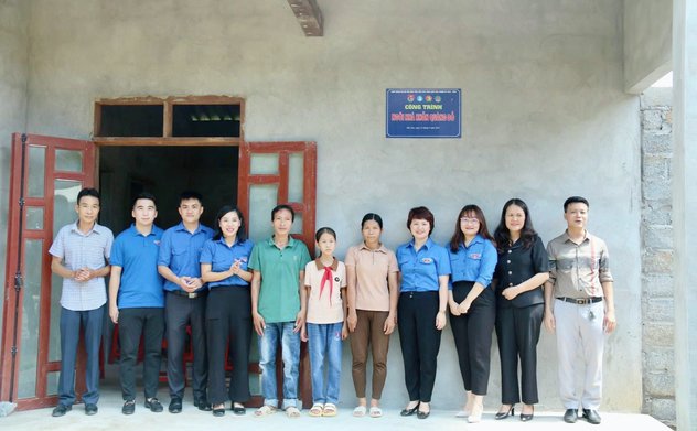 Đoàn thanh niên Kiểm toán nhà nước khu vực X khánh thành công trình Ngôi nhà khăn quàng đỏ tại xã Tân Tri huyện Bắc Sơn tỉnh Lạng Sơn