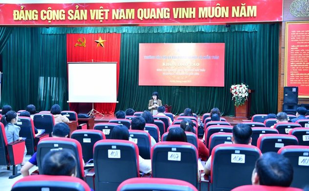 Quản trị đấu thầu và quản lý, sử dụng tài sản công