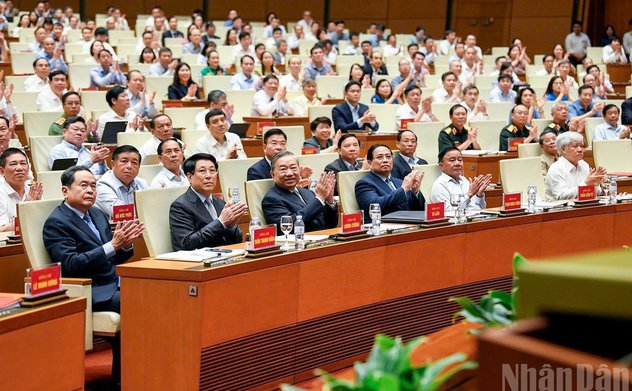 Bốn nghị quyết chiến lược: Xung lực mới cho khát vọng Việt Nam hùng cường