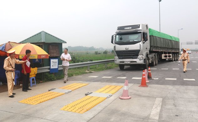 Nghị định 34/2024/NĐ-CP về vận chuyển hàng hóa nguy hiểm