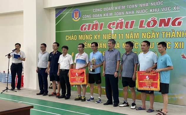 Kiểm toán nhà nước khu vực XII tổ chức giải cầu long chào mừng 11 năm thành lập