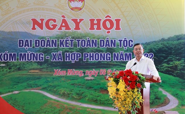 Ủy viên Trung ương Đảng, Tổng Kiểm toán nhà nước Ngô Văn Tuấn dự Ngày hội Đại đoàn kết toàn dân tộc tại xã Hợp Phong, huyện Cao Phong, tỉnh Hòa Bình