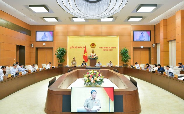 Ủy ban Thường vụ Quốc hội cho ý kiến về Báo cáo quyết toán ngân sách nhà nước năm 2022