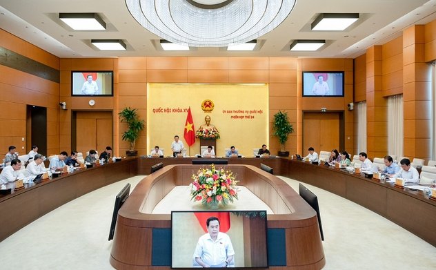 Uỷ ban Thường vụ Quốc hội xem xét báo cáo giám sát về đổi mới chương trình, sách giáo khoa giáo dục phổ thông