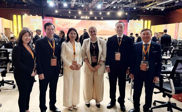 Phó Tổng Kiểm toán nhà nước Hà Thị Mỹ Dung làm việc song phương với các SAI bên lề Đại hội INCOSAI 25