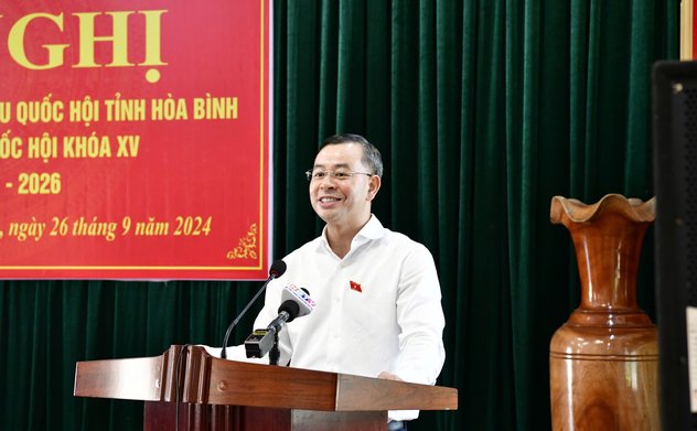 Tổng Kiểm toán nhà nước Ngô Văn Tuấn tiếp xúc cử tri tại Hòa Bình