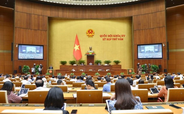 Quốc hội biểu quyết thông qua Luật Đấu thầu (sửa đổi)