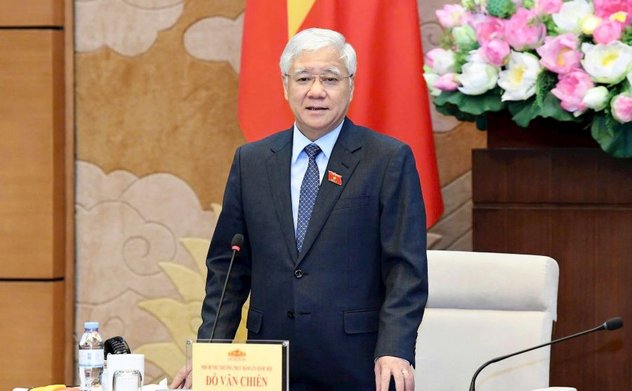 Phó Bí thư Thường trực Đảng ủy Quốc hội Đỗ Văn Chiến làm việc với các Cơ quan tham mưu, giúp việc của Đảng ủy Quốc hội 